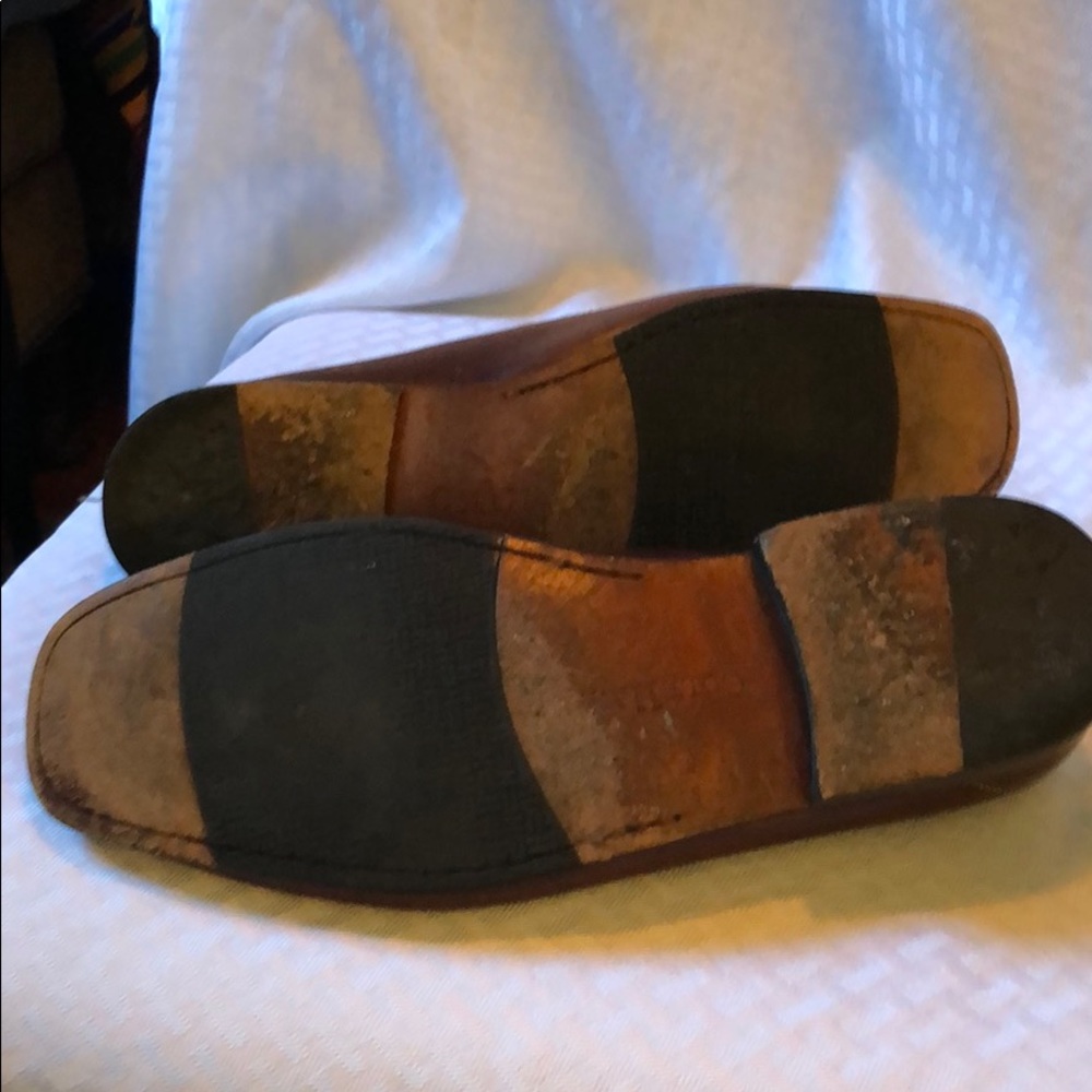 Shoes - Picture 4 of 7